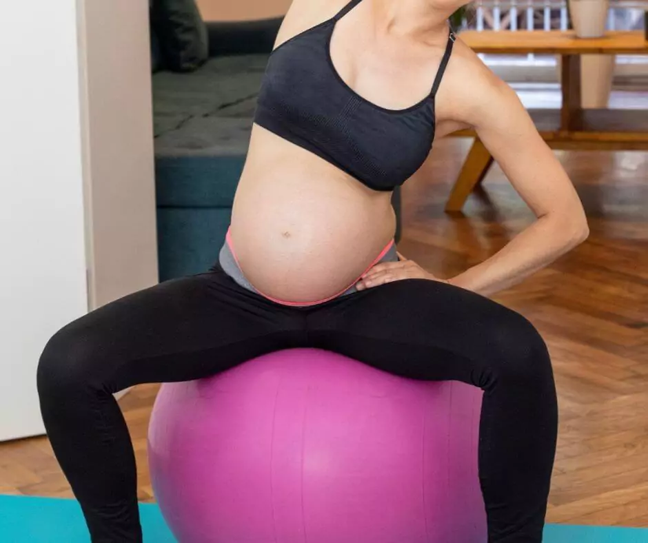 Pilates w ciąży. Warto spróbować? - blog helloskarbie.pl