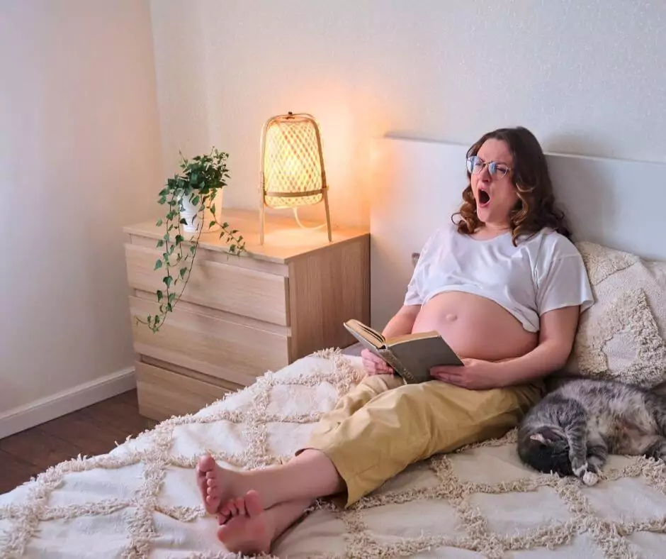 Czy senność i zmęczenie są normalne w ciąży - blog helloskarbie.pl