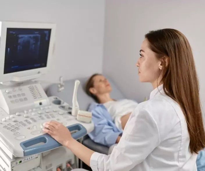 W drugim miesiącu ciąży odwiedź ginekologa - blog helloskarbie.pl